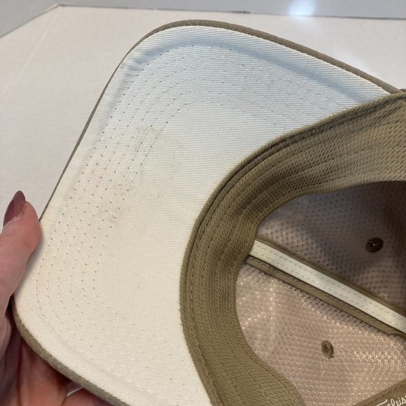 Titleist Golf Beige Khaki Baseball Cap Adjustable Strap Hat Great Condition - Picture 6 of 10